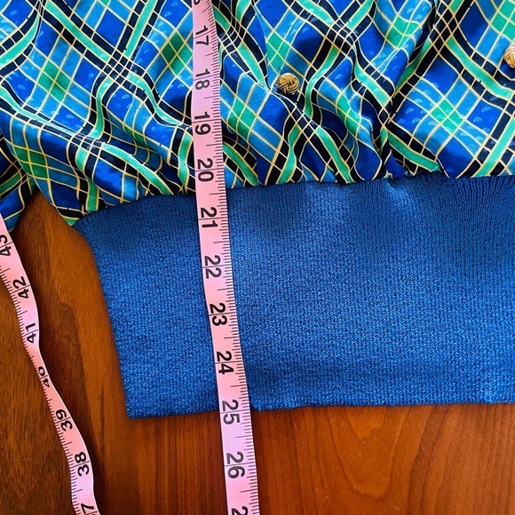 Vintage plaid gold button long sleeve blouse - Picture 4 of 13